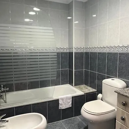 Apartamento El Parque Apartment Gijon